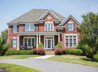 126 Moonlight Dr, Greencastle, PA