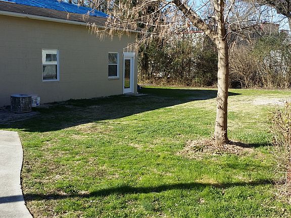 3rd image of 4733 Calderwood Cir #102