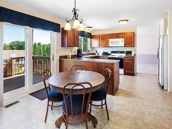 5th image of 9847 Tesson Creek Estates Dr