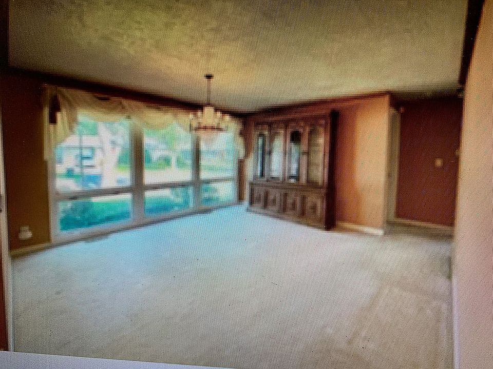 1st image of 44 Marian Dr