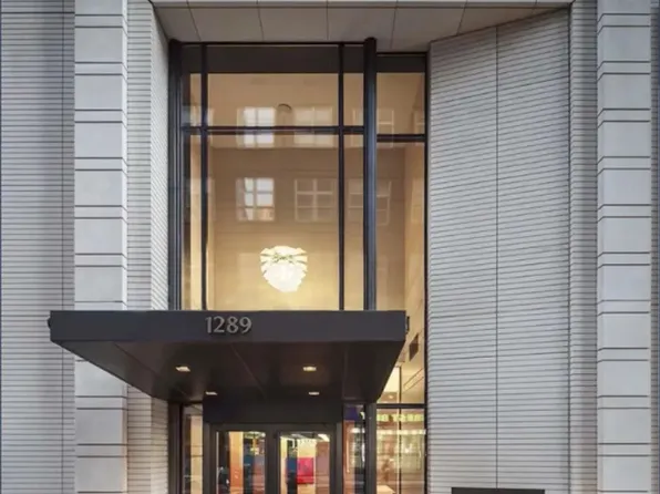 1289 Lexington Avenue image 2 of 36