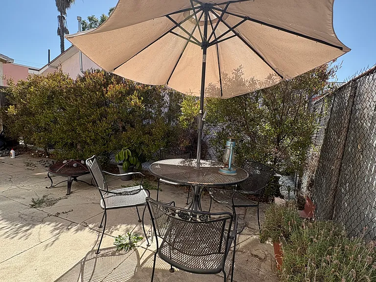757 N Forest Ave — Photo 13