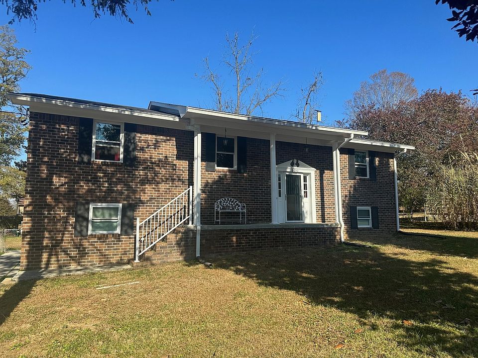 1st image of 2050 Ann Ln NW