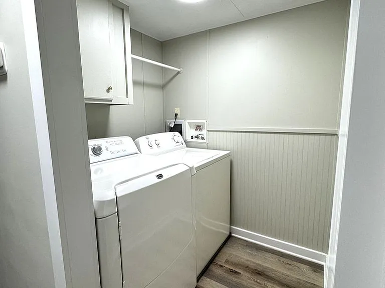 198 Trout St — Photo 10