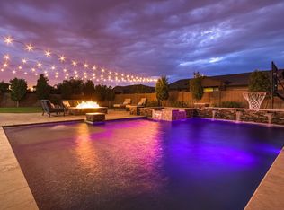988 E Lowell Ave, Gilbert, AZ 85295