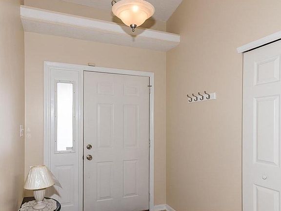 2nd image of 7453 Cobblestone Dr