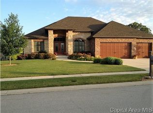 2817 Pat Tillman Dr, Springfield, IL 62711