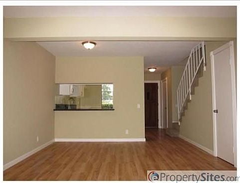 5th image of 9254 Carlton Oaks Dr