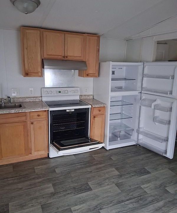1st image of 6904 Sunbeam Ct