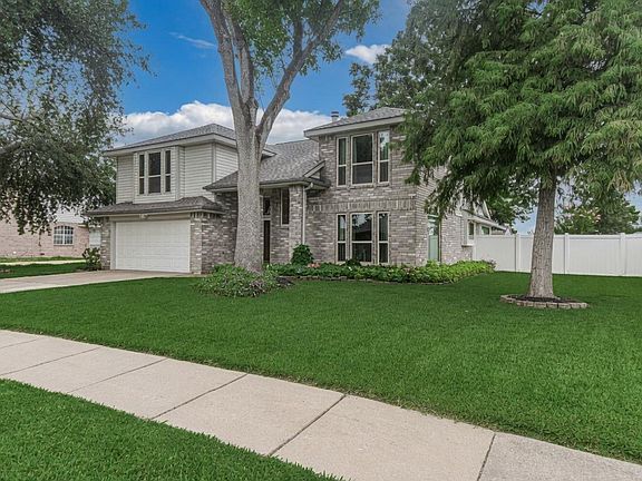 2nd image of 1401 Wesley Ln
