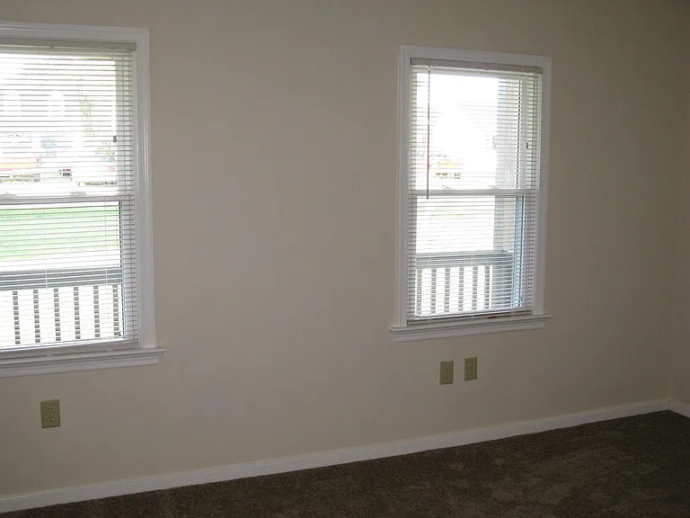 6419 Chenault Way — Photo 21