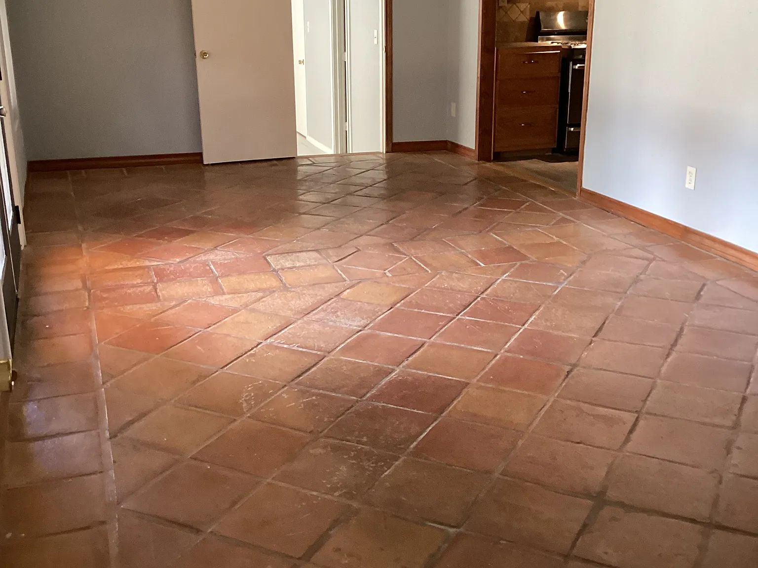 4 bed, 1408 sqft, $1,650 — Photo 4