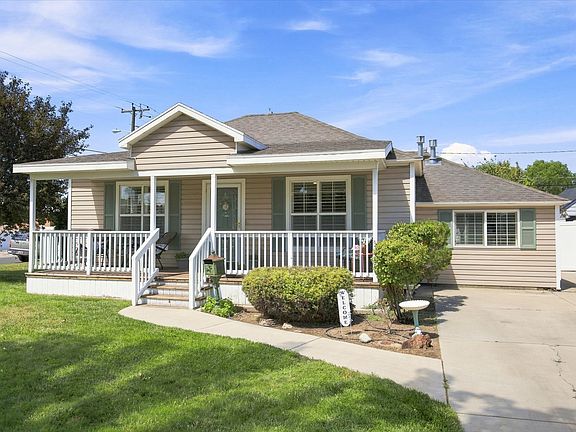 2nd image of 171 E Mountain View Dr