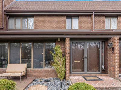 3 Oldfield, Roslyn, NY, 11576