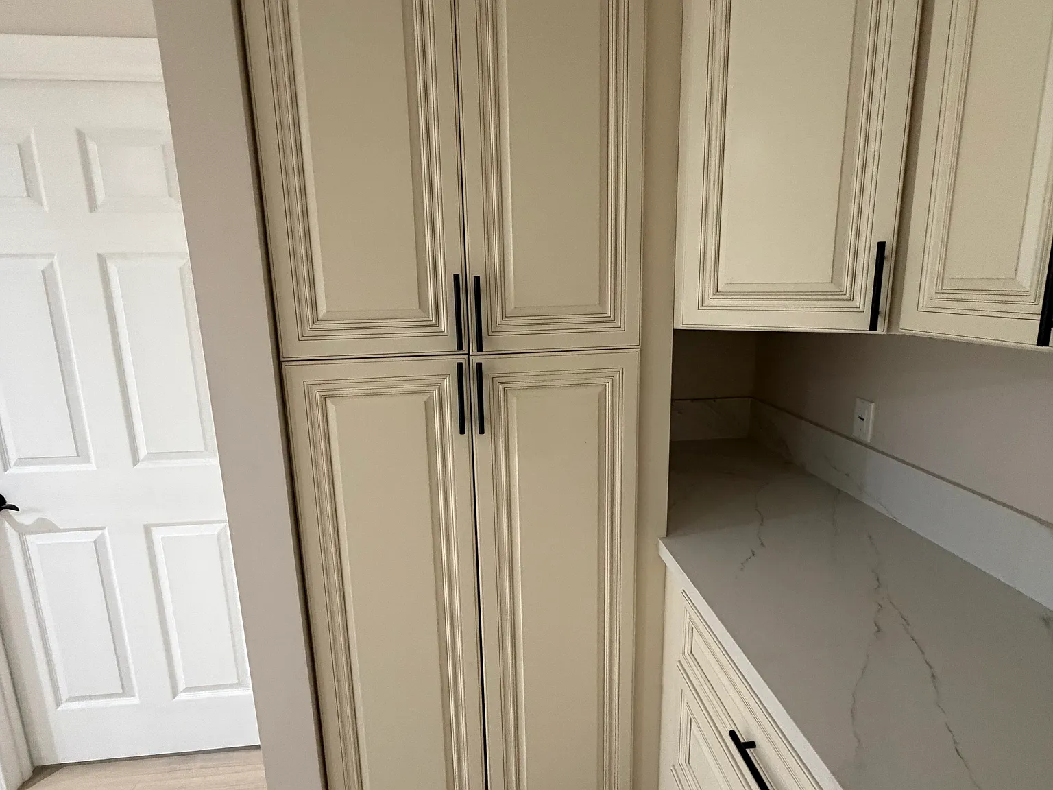 1 bed, 450 sqft, $2,500 — Photo 3