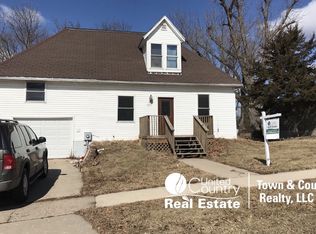 153 3rd Ave, Benton, WI 53803