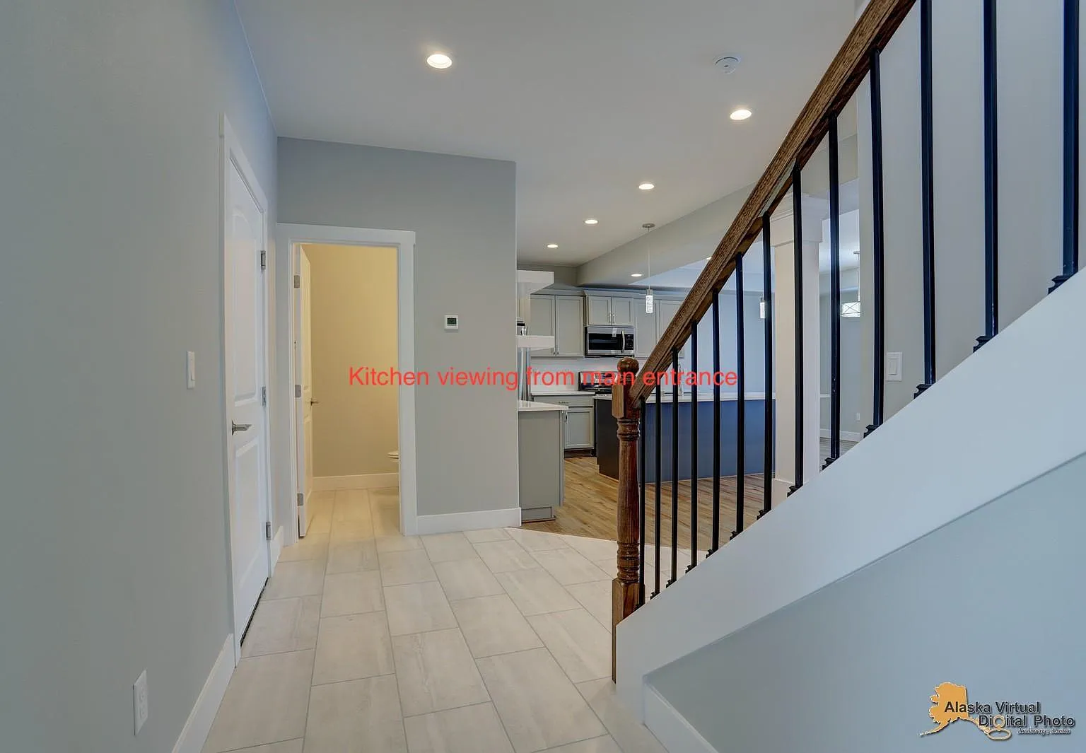 3 bed, 2.5 bath, 2100 sqft, $2,500 — Photo 4