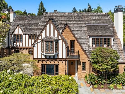 4870 NE 39th Street, Seattle, WA, 98105