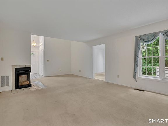 3rd image of 41 Eaton Woods Road #41