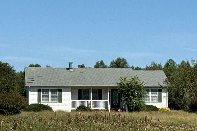 1st image of 1004 Laurel Springs Rd