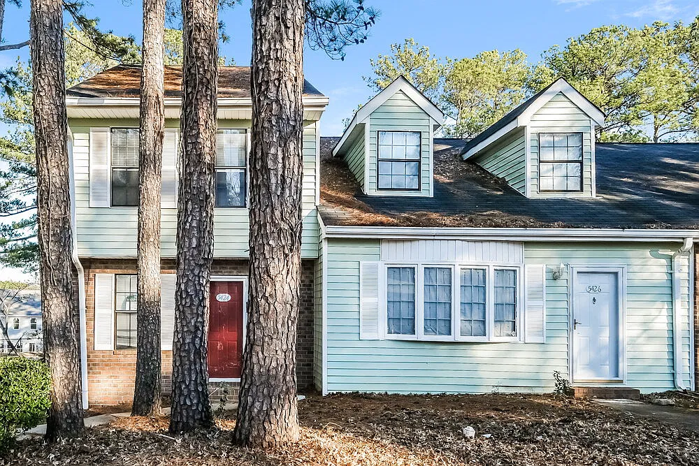 2 bed, 2.5 bath, 1184 sqft, $1,550 — Photo 1
