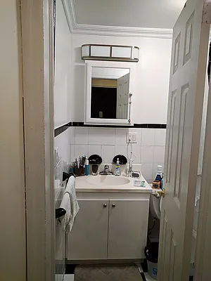 Rented by Francine Realty | media 35