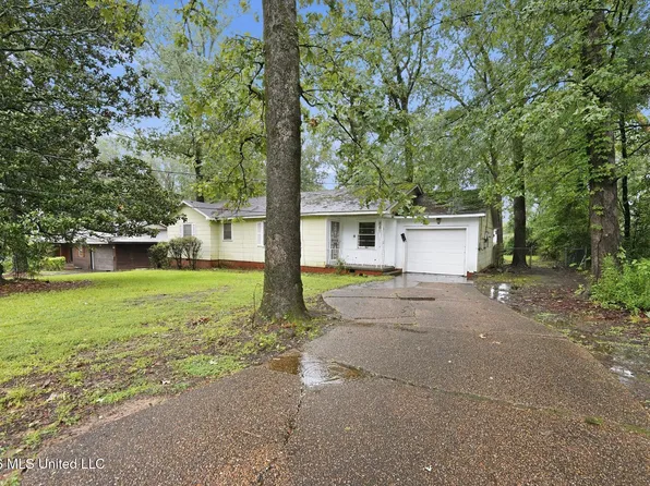 215 Carmel Ave, Jackson, MS 39204