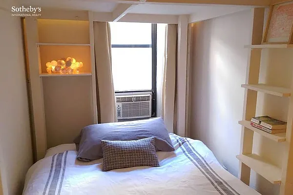 Rented by Sotheby's International Realty | media 12