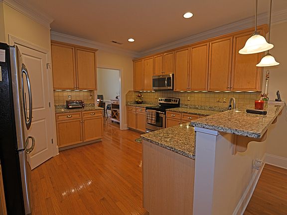 3rd image of 3950 Pepperberry Lane