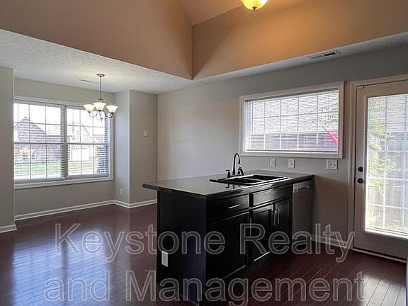 2nd image of 968 Culverson Ct
