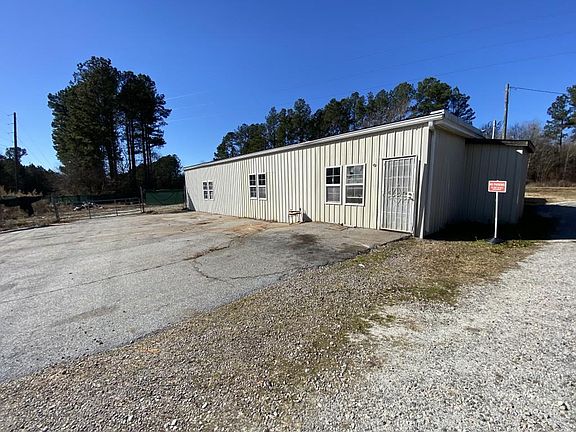 3rd image of 2511 Highway 278 SE