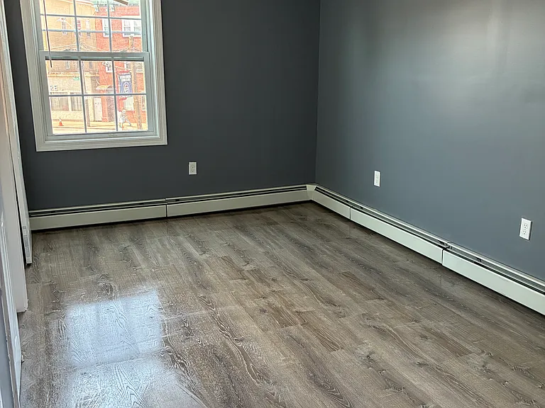 12 Mulberry St #3 — Photo 4