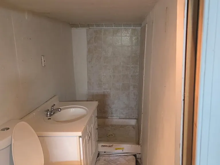 2453 Westport St — Photo 17