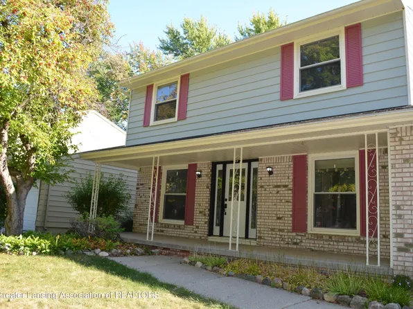 3405 Swanee Dr, Lansing, MI 48911