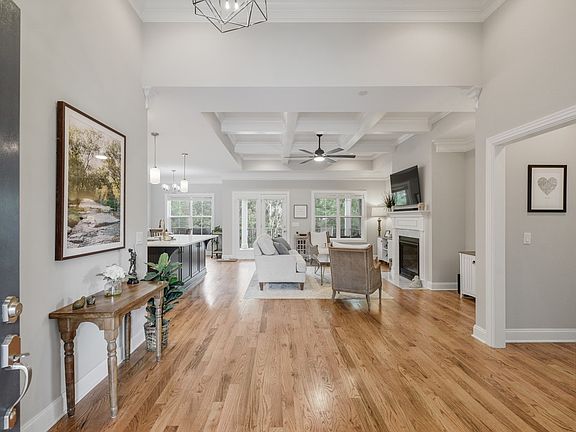 2nd image of 969 Redstone Ln