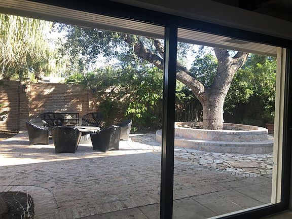 3rd image of 501 S Rose Ellen Cir