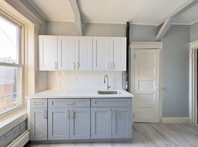 115 Brown Pl