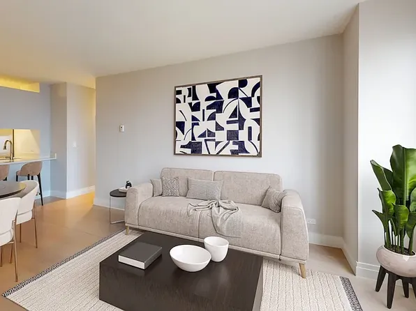 225 E 95th St, New York, NY