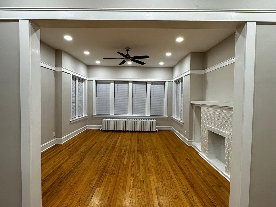 1st image of 4116 N Marmora Ave #2