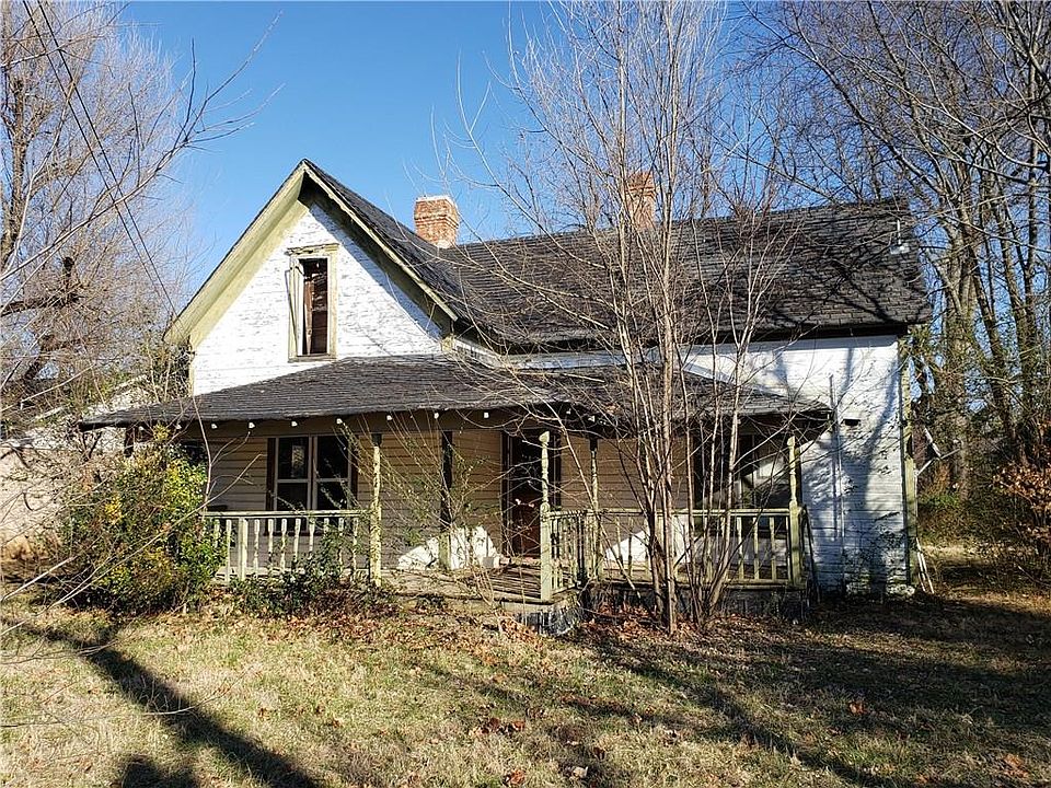 1st image of 208 N West Ave