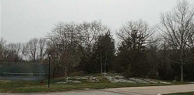 2nd image of 2 Quartz Dr