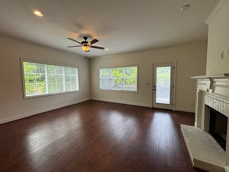 950 Lennox Blvdbirmingham #AL35216 — Photo 4
