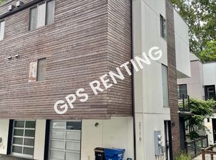 2116 NE 89th St #B, Seattle, WA 98115