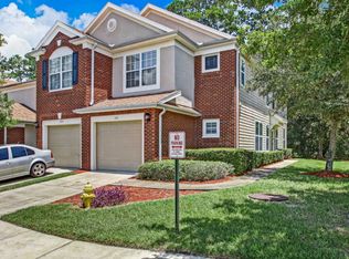 3147 Hollow Tree Ct, Jacksonville, FL 32216