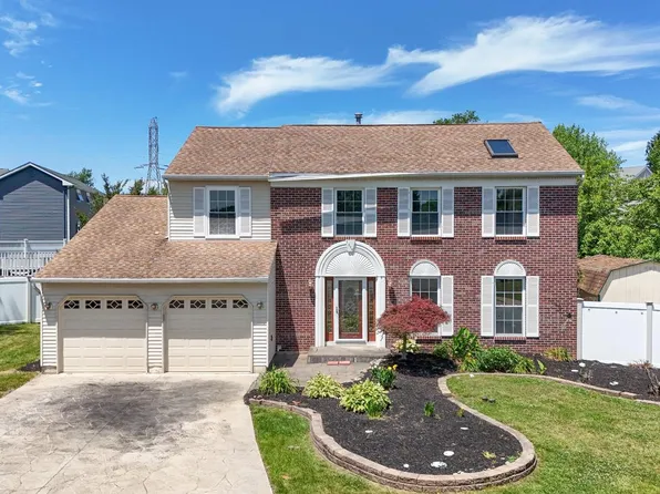 1218 Primrose Ln, Bensalem, PA 19020