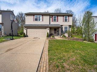 2678 Driftwood Dr, Waterford, MI 48329
