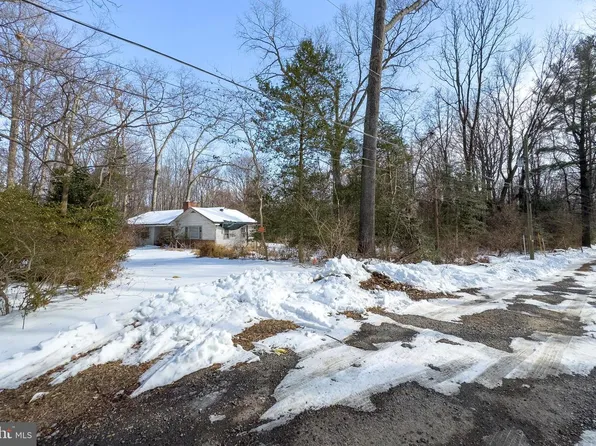 11523 Popes Head Rd, Fairfax, VA 22030