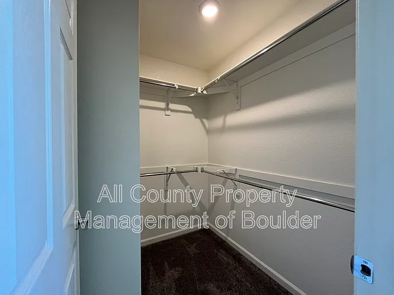 1208 Hummingbird Cir — Photo 16