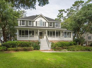 84 Lost Island Rd, Beaufort, SC 29907