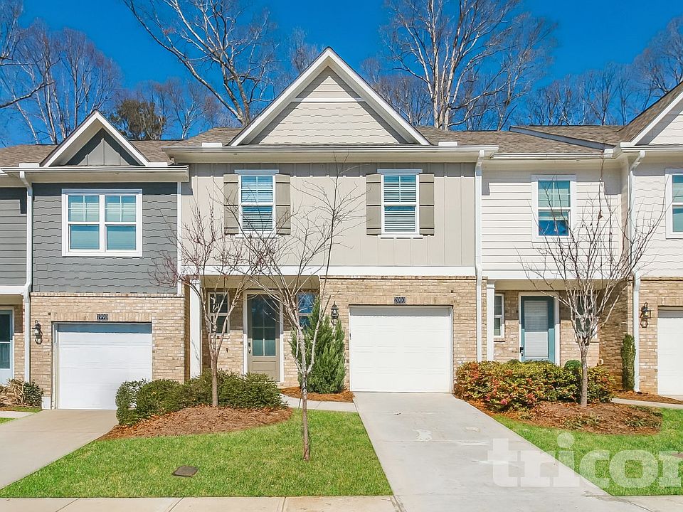 1st image of 2000 Rosemary Park Ln